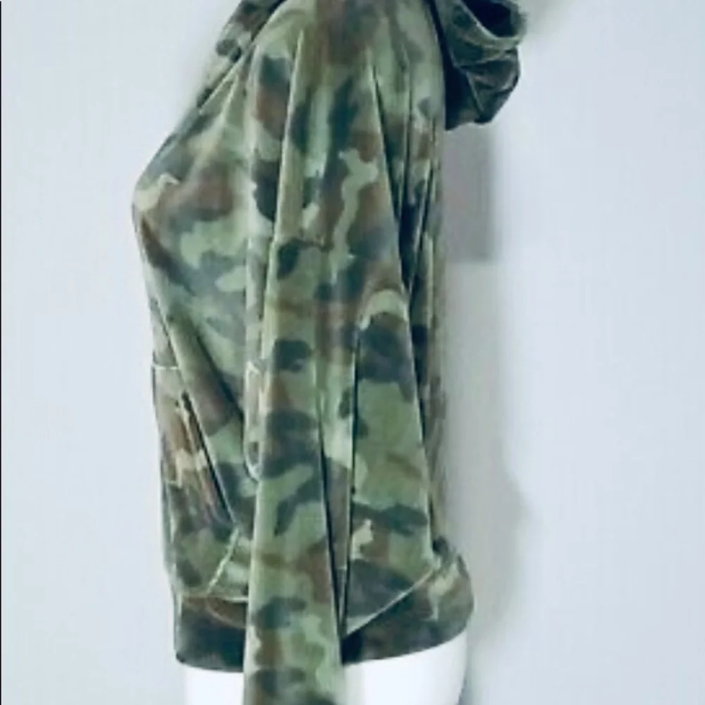 American Eagle Everafter velour cameo hoodie - Picture 3 of 5